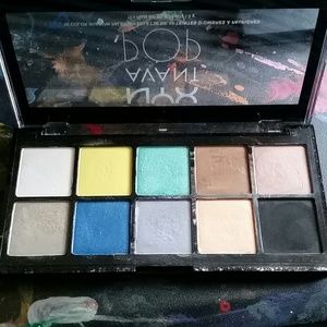 NYX Avant POP Eyeshadow Palette
